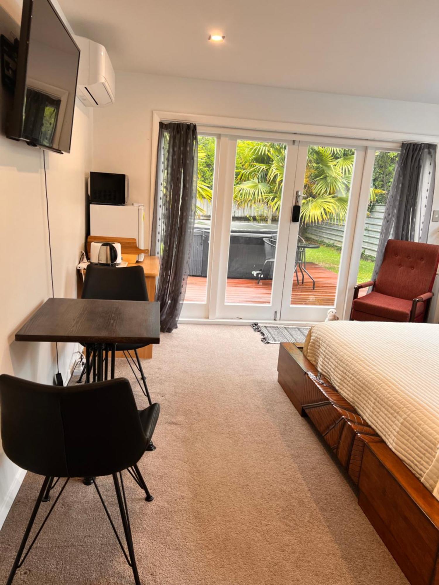 The Perfect Getaway For Two In A Large Suite Whanganui Εξωτερικό φωτογραφία